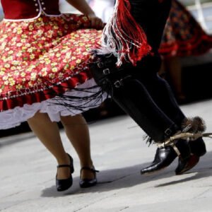 Clase de cueca para la Vane